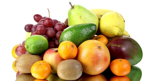大堆热带水果和柑橘类水果