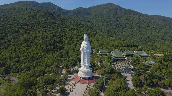 航拍的著名旅游目的地松特林翁塔也被称为莱迪佛在岘港市在越南中部去越南旅游岘港是越南新冠肺炎疫情热点地区