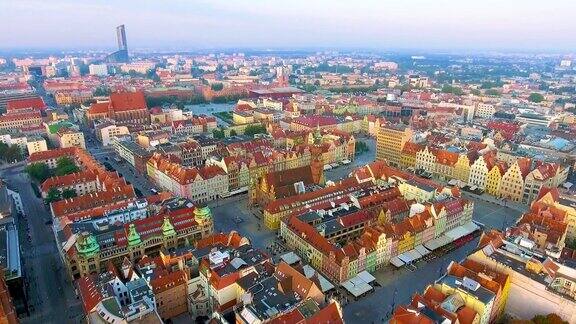弗罗茨瓦夫欧洲文化之都市中心市政厅、市场广场、天空塔、城市全景欧盟旅行