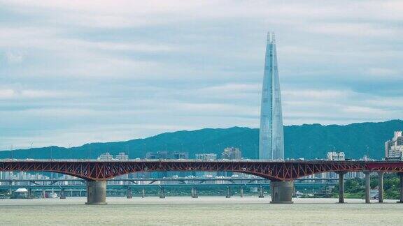 景观乐天大厦汉江和高速公路上的韩国