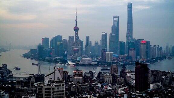 中国上海2015年11月28日:中国上海CBD全景和鸟瞰图