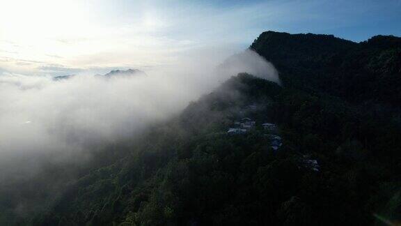 鸟瞰新西兰峡湾