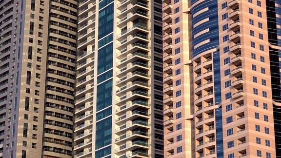 从迪拜码头的城市景观摩天大楼高楼大厦建筑迷人的城市VAE4K
