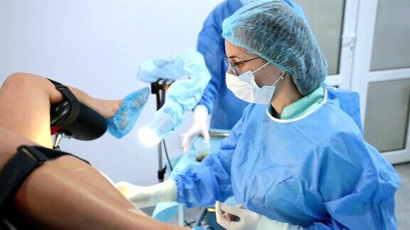 妇产科医生生殖医生做这个手术宫腔镜