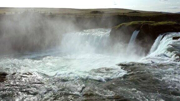 冰岛的哥达佛斯瀑布