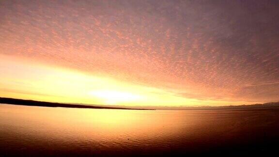 康斯坦斯湖美妙的早晨氛围渡船时光流逝