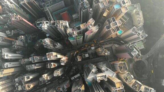 缩小和旋转香港摩天大楼的模式