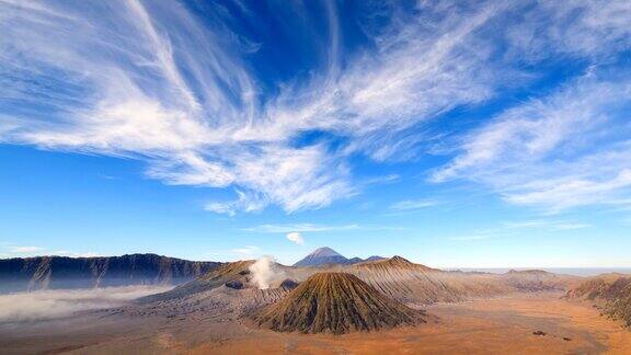 Bromo火山的时间推移东爪哇印度尼西亚