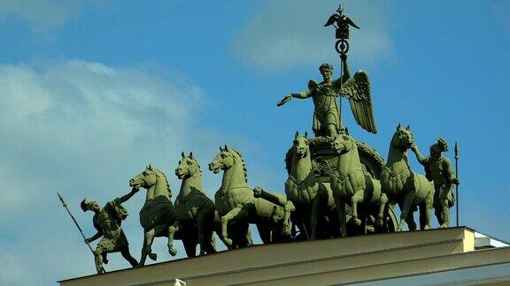 总参谋部拱门上的战车皇宫广场圣彼得堡4k