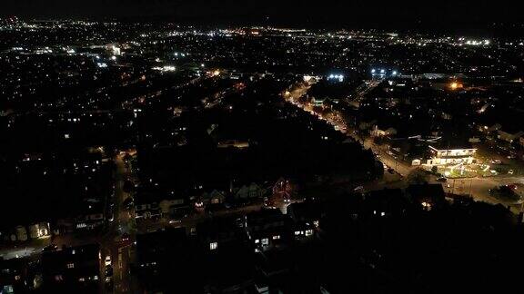 夜间照明道路和交通