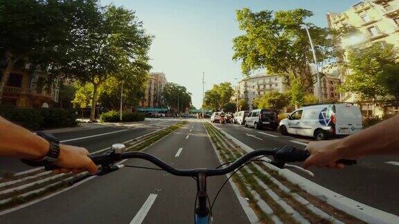 巴塞罗那自行车道上的POV自行车