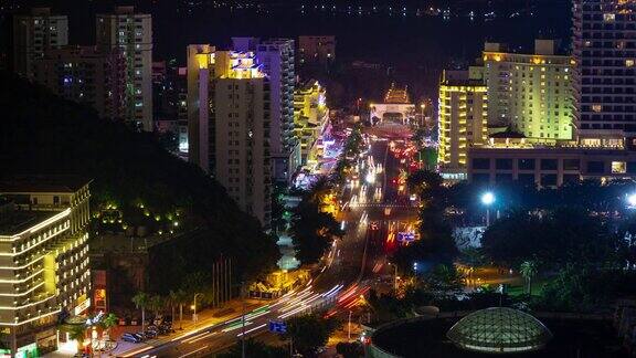 夜间照明三亚大东海度假岛交通街屋顶全景4k海南中国