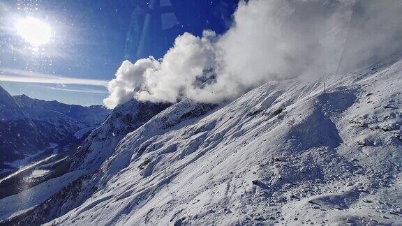 意大利的阿尔卑斯山在courmayeur