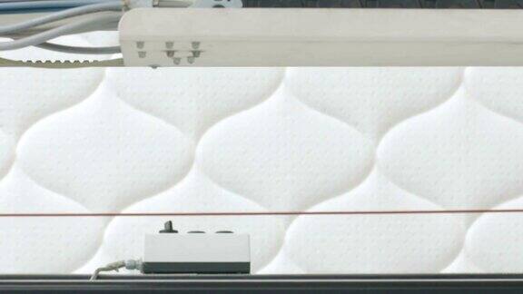 床垫制造床垫厂缝纫机上缝床垫