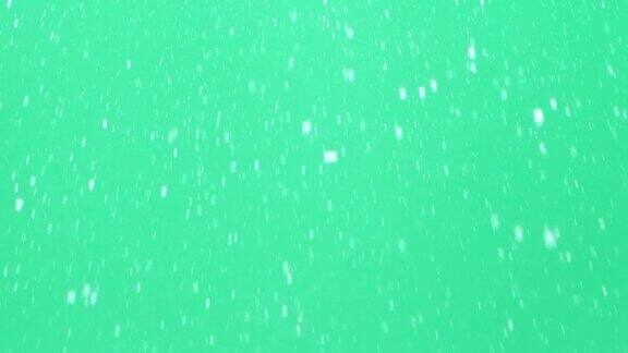 慢动作的水溅与滴在绿色屏幕色度键背景