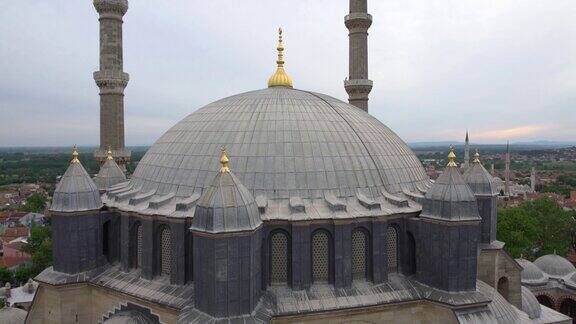 塞利米耶清真寺的外景