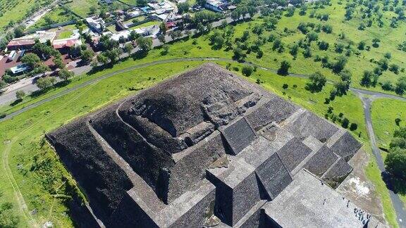 古中美洲城市特奥蒂瓦坎金字塔鸟瞰图月球金字塔墨西哥山谷中美洲4k超高清