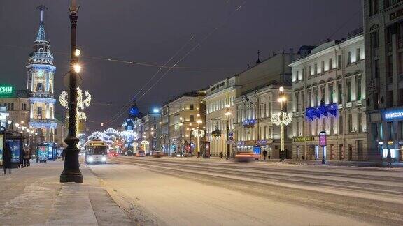 圣彼得堡涅夫斯基大街的时间在清晨