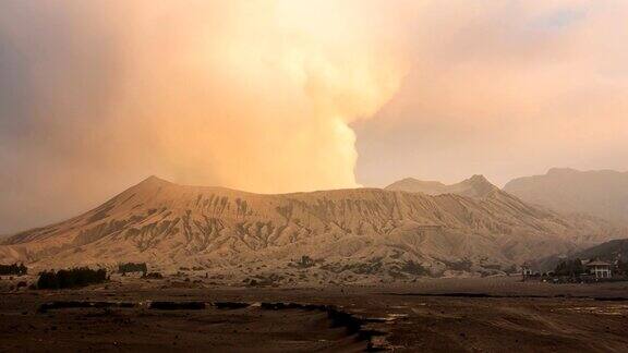 印度尼西亚BromoVolcano地标自然景点4KTimeLapse(缩小)