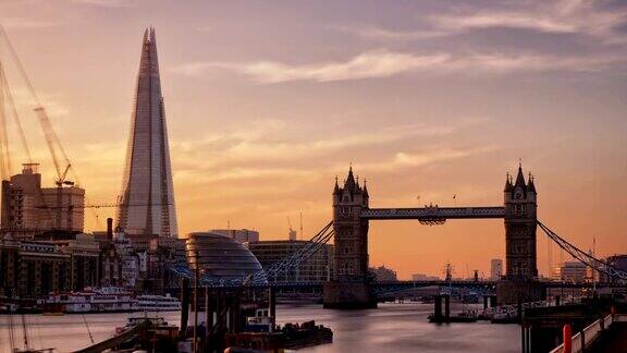 完美日落与伦敦塔桥碎片