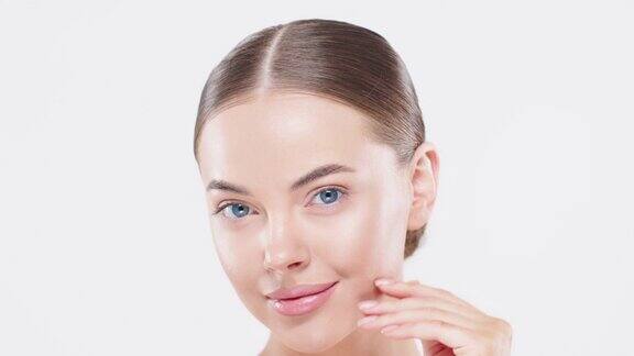 化妆品广告概念女性模特干净的皮肤