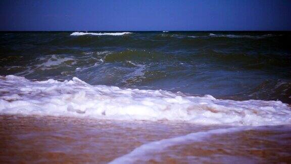 海上的浪花慢镜头