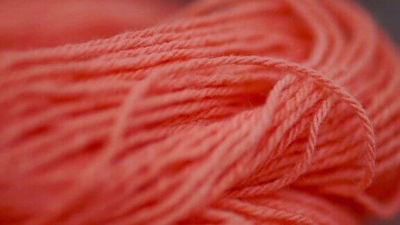 红色毛线天然染料用于刺绣和编织