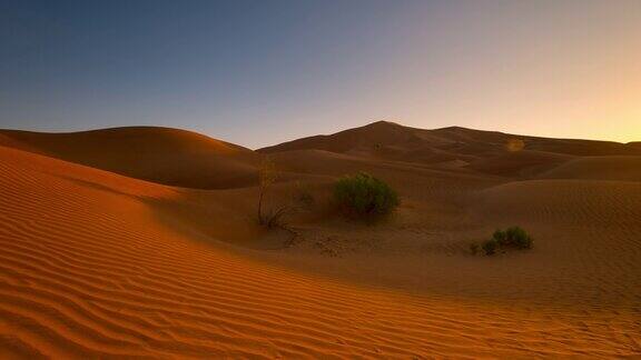 4k时间流逝在日出在沙丘阴影开放RubAlKhali空区