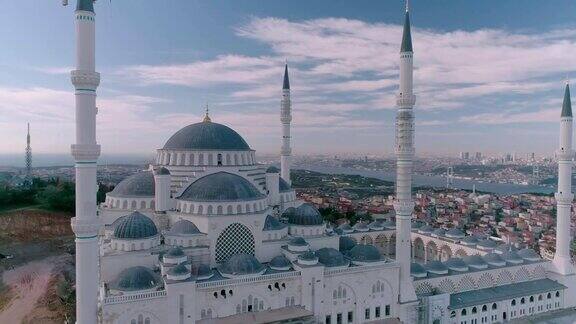 伊斯坦布尔Camlica清真寺建筑和博斯普鲁斯鸟瞰图5