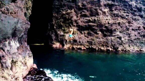 夏威夷悬崖跳伞夏天的乐趣的生活方式