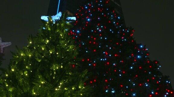 市中心圣诞树摄影车拍摄4K超高清