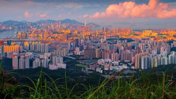 4k时间流逝香港城市日出景观香港九龙山顶全景图