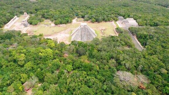 墨西哥尤卡坦半岛奇琴伊察遗址鸟瞰图