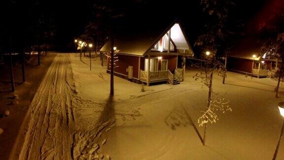《冬夜小村庄》