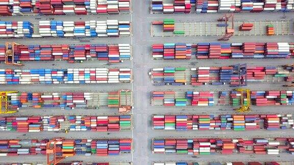 顶视图工业港与集装箱港其中是航运进出口新加坡的一部分