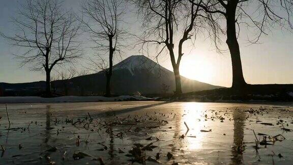 延时拍摄富士山日出