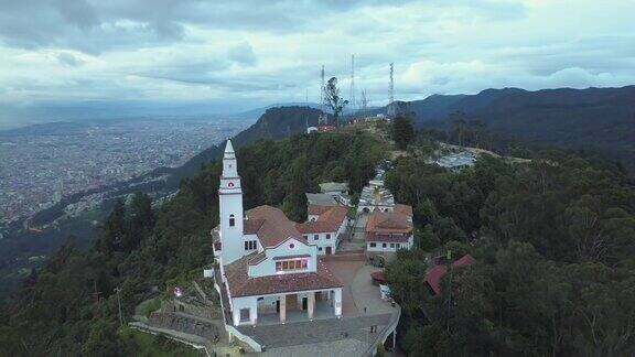 哥伦比亚波哥大Monserrate的无人机视频保护区