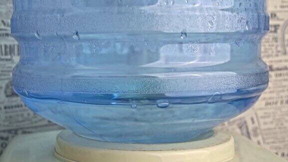 饮水机吸水时会产生气泡