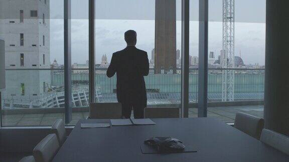 商人俯瞰伦敦城