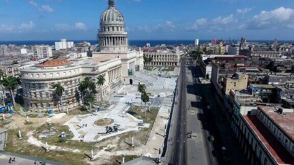 古巴景观建筑老哈瓦那无人机在空中飞行