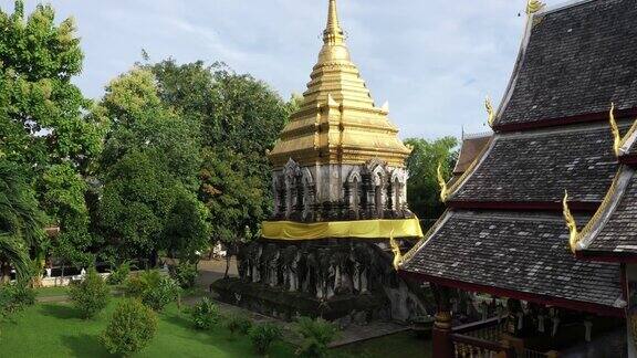 鸟瞰图WatChiangMantemple在泰国清迈古老的历史地方