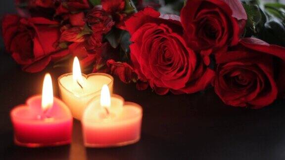 情人节的蜡烛和玫瑰