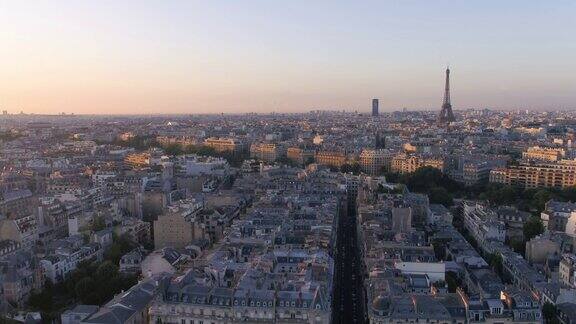 空中日出法国巴黎与埃菲尔铁塔聚焦