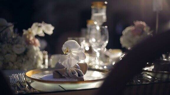 婚礼鲜花餐桌装饰婚礼仪式鲜花