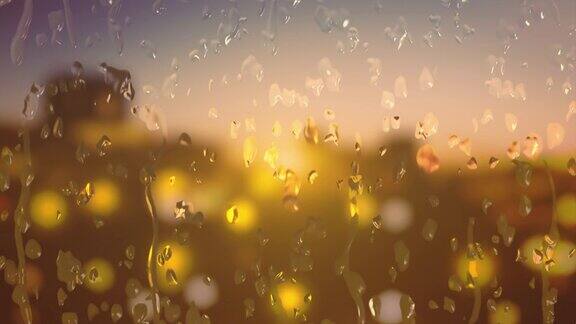 特写雨落在玻璃上