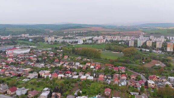 无人机拍摄的普雷索夫市斯洛伐克欧洲乡村的风景