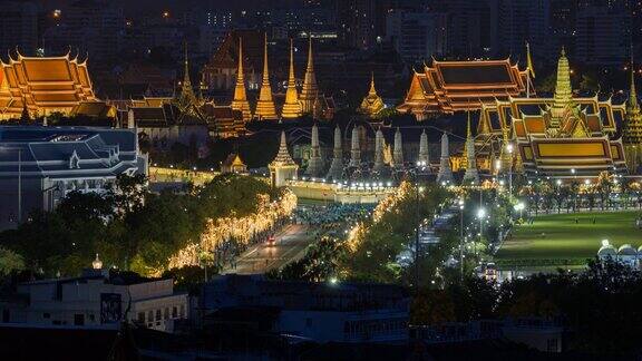 父亲节(国王的生日)在泰国曼谷的SanamLuang大皇宫