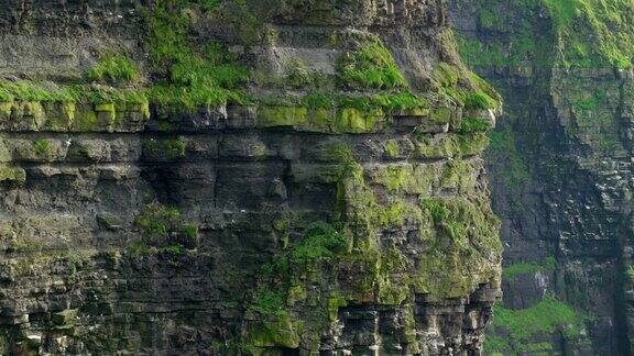 爱尔兰莫赫悬崖上的巨石