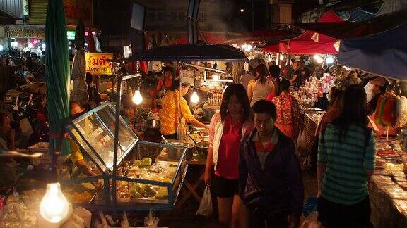 泰国清迈的Warorot夜市