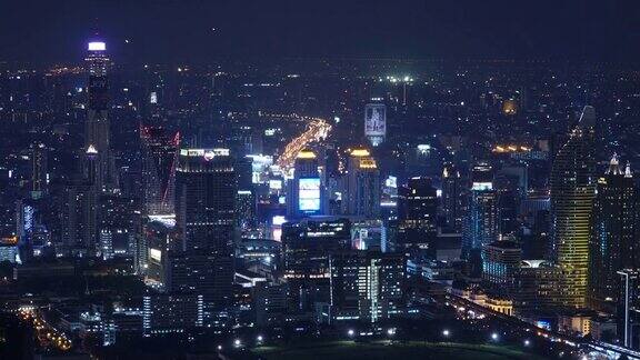 左图:曼谷城市夜景